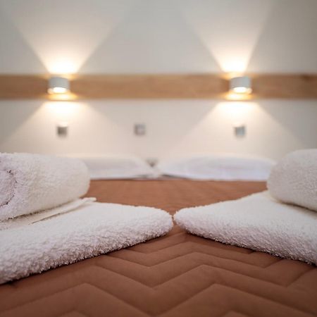 Astra Apartment Parga Bagian luar foto