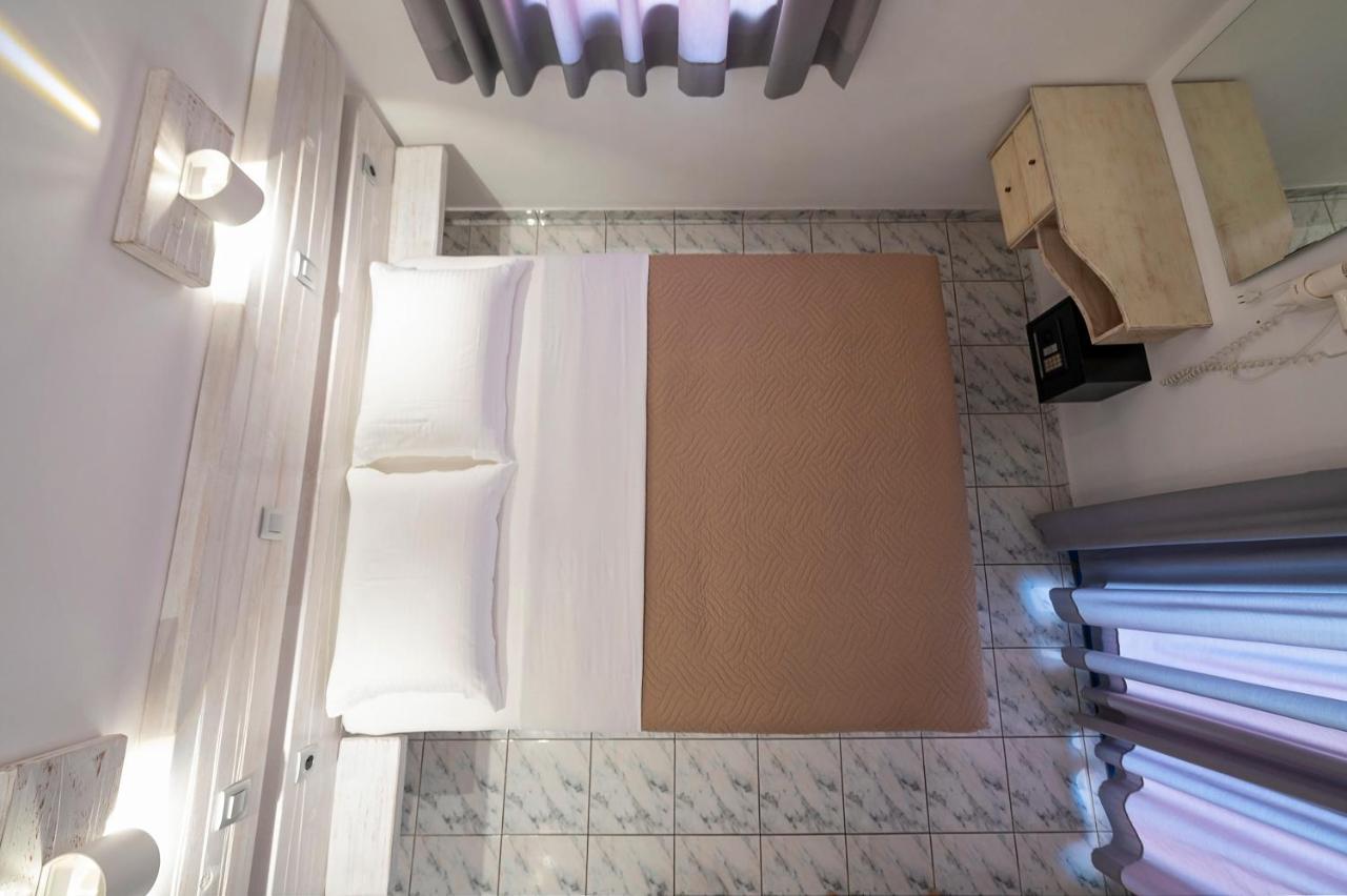 Astra Apartment Parga Bagian luar foto