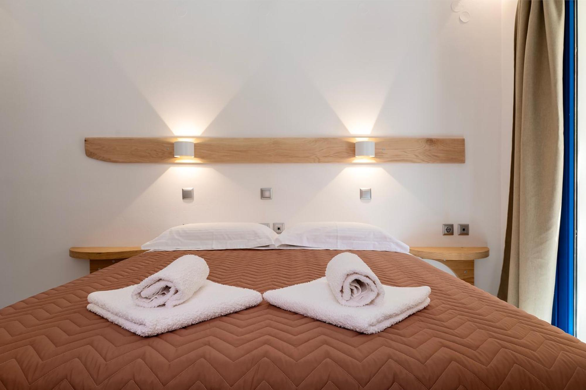 Astra Apartment Parga Bagian luar foto